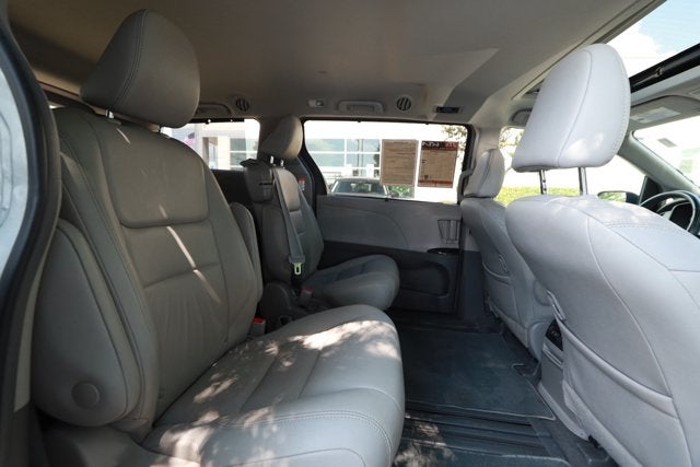 2019 Toyota Sienna XLE