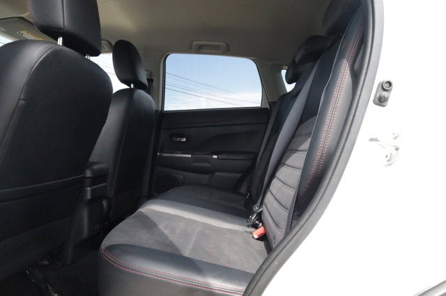 2024 Mitsubishi Outlander Sport SE