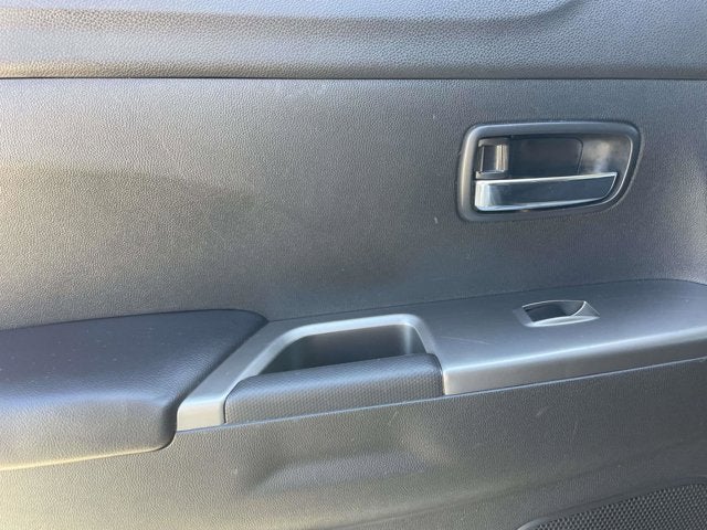 2024 Mitsubishi Outlander Sport SE