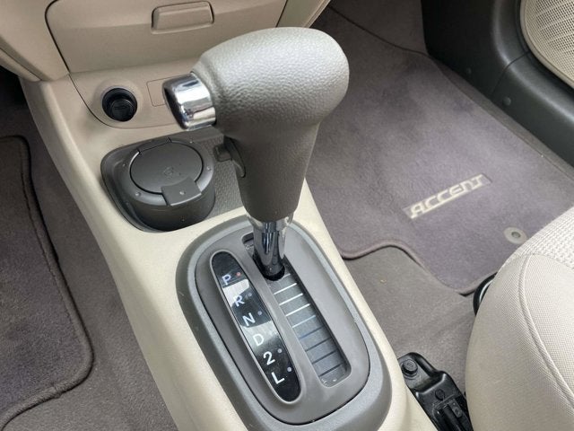 2010 Hyundai Accent GLS