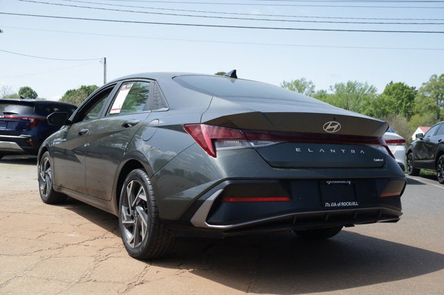 2024 Hyundai Elantra Limited