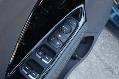 2022 Kia Niro LXS