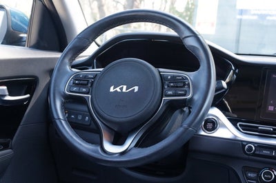 2022 Kia Niro LXS