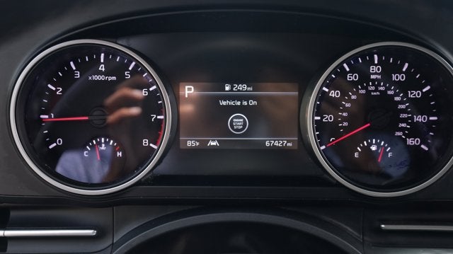 2024 Kia Carnival LX
