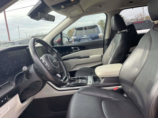 2023 Kia Carnival SX