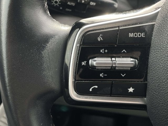 2023 Kia Carnival SX