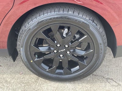 2023 Kia Carnival SX