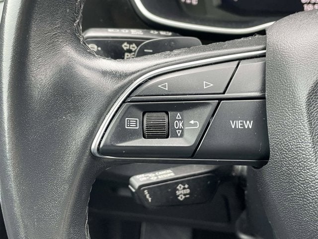 2023 Audi Q3 S line Premium