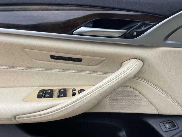 2018 BMW 5 Series 540i