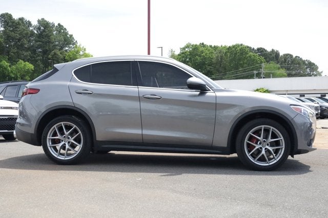 2019 Alfa Romeo Stelvio Ti Lusso