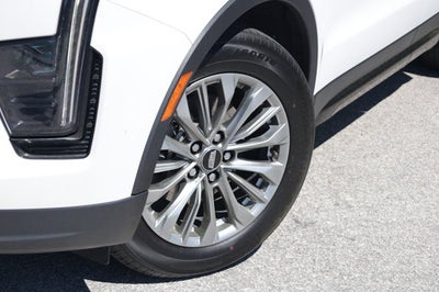 2024 Cadillac XT4 AWD Premium Luxury