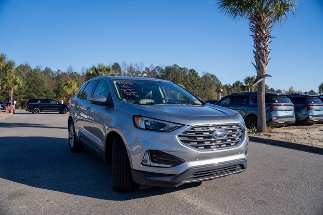 2022 Ford Edge Titanium