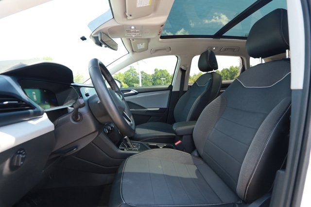 2023 Volkswagen Taos SE
