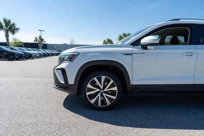 2024 Volkswagen Taos SE