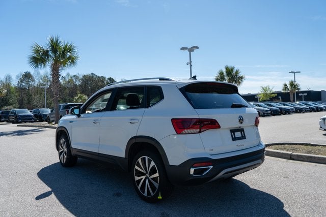 2024 Volkswagen Taos SE