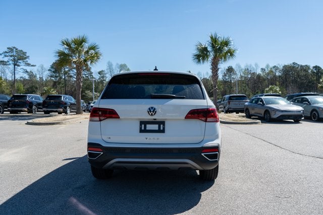 2024 Volkswagen Taos SE