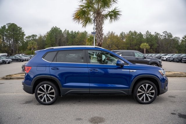 2024 Volkswagen Taos SE