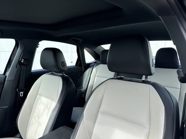 2019 Volkswagen Jetta R-Line