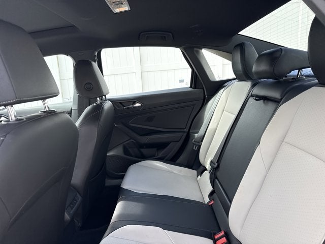 2019 Volkswagen Jetta R-Line