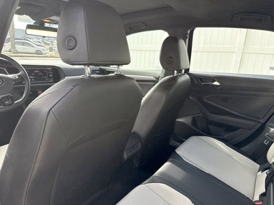 2019 Volkswagen Jetta R-Line