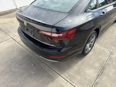 2019 Volkswagen Jetta R-Line