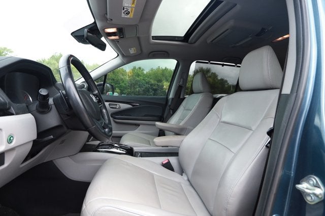2019 Honda Pilot Touring 8-Passenger