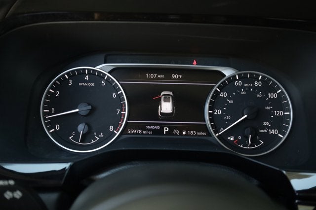 2024 Nissan Pathfinder SV