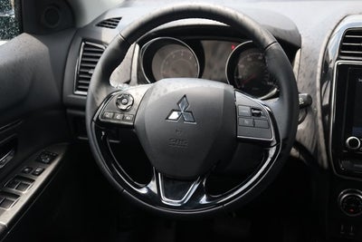 2025 Mitsubishi Outlander Sport SE