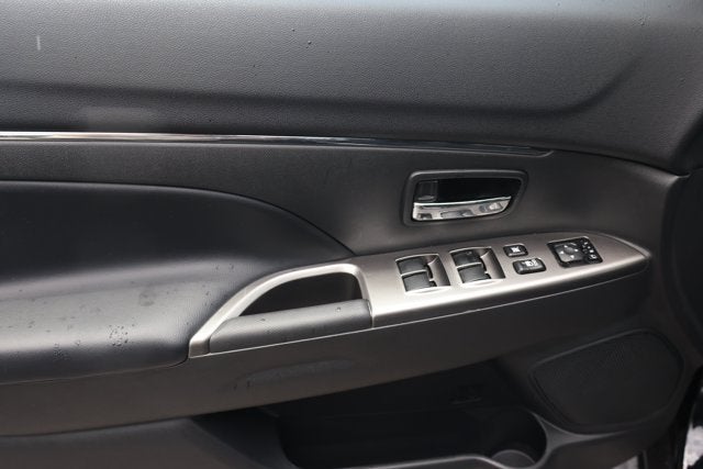 2025 Mitsubishi Outlander Sport SE