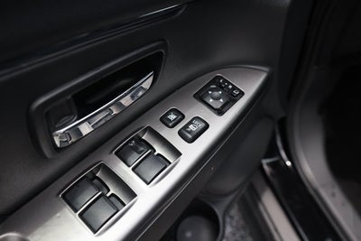 2025 Mitsubishi Outlander Sport SE