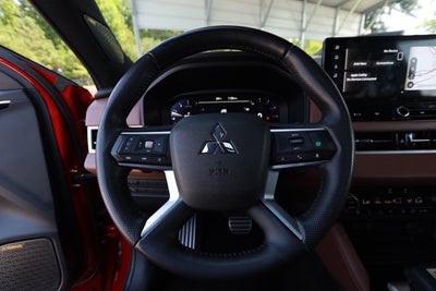 2025 Mitsubishi Outlander SEL