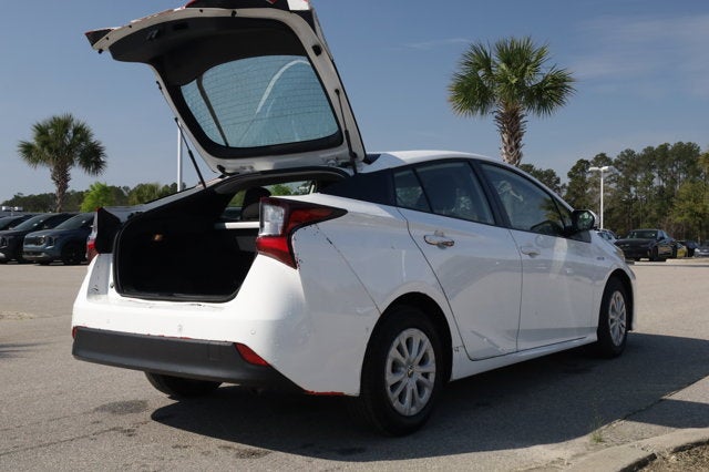 2022 Toyota Prius L Eco