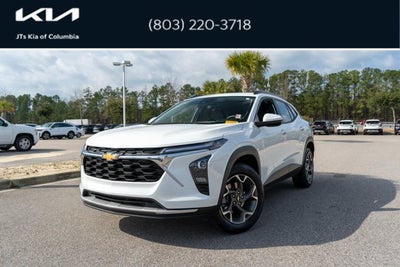 2025 Chevrolet Trax LT