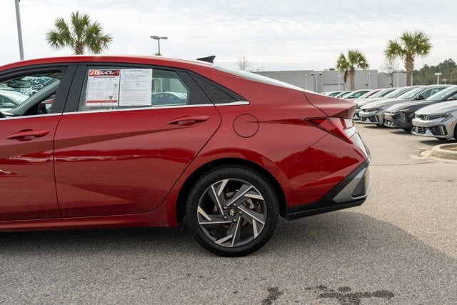 2025 Hyundai Elantra Limited