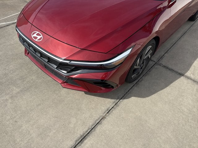 2025 Hyundai Elantra Limited