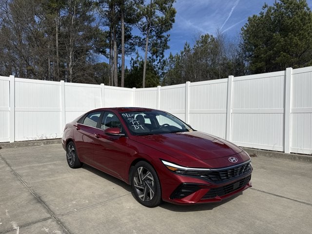 2025 Hyundai Elantra Limited