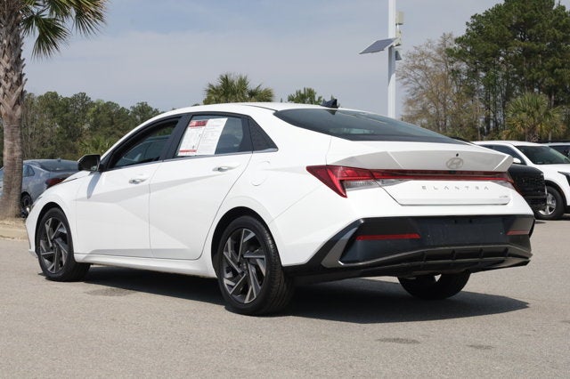 2024 Hyundai Elantra Limited