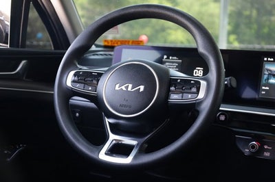 2025 Kia K5 LXS