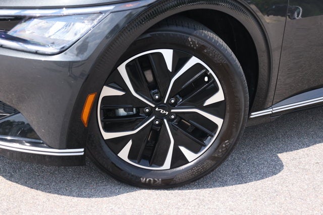 2022 Kia EV6 Wind