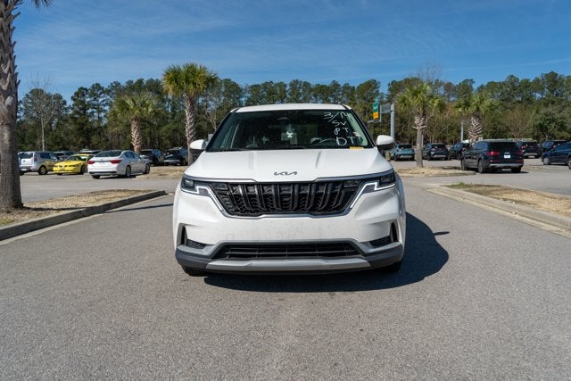 2024 Kia Carnival LX