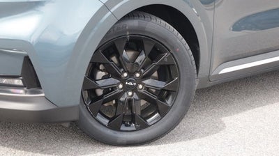 2024 Kia Carnival SX