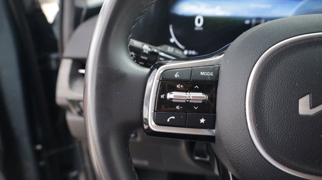 2024 Kia Carnival SX