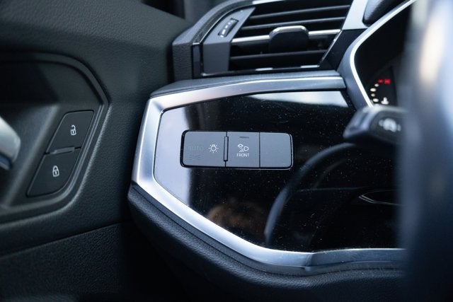 2024 Audi Q3 S line Premium