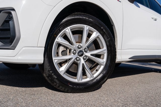 2024 Audi Q3 S line Premium