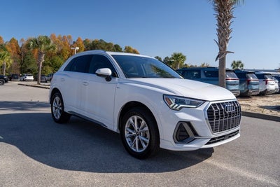 2024 Audi Q3 S line Premium