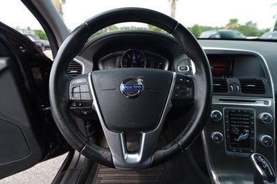 2016 Volvo XC60 T6 Drive-E