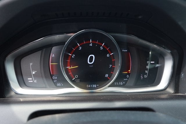 2016 Volvo XC60 T6 Drive-E