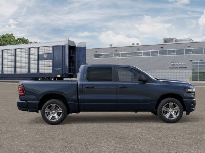 2026 RAM Ram 1500 RAM 1500 EXPRESS CREW CAB 4X2 5'7' BOX